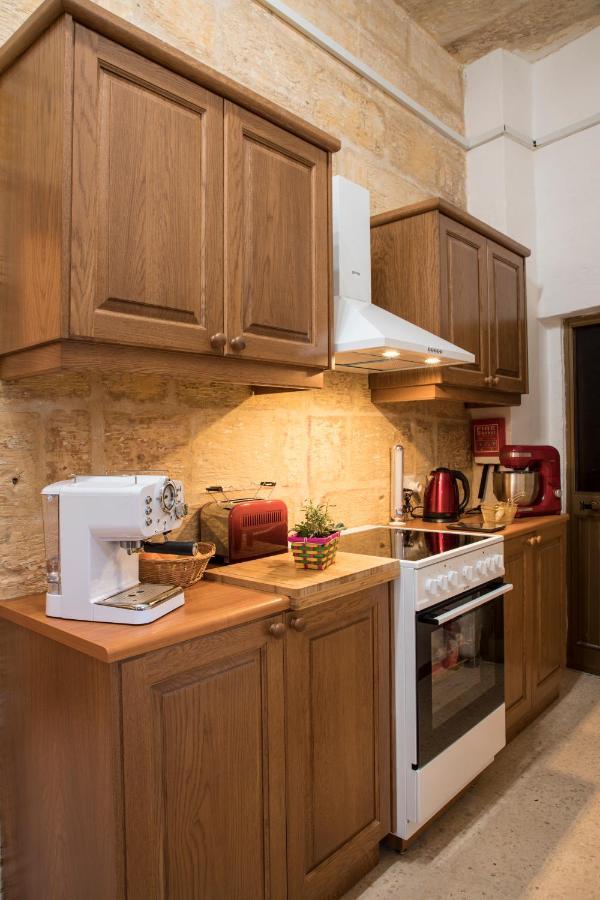 Tal-Karmnu Entire House With Private Heated Pool And Jacuzzi Villa Kirkop Luaran gambar