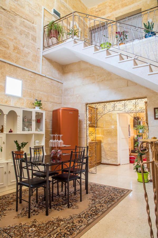 Tal-Karmnu Entire House With Private Heated Pool And Jacuzzi Villa Kirkop Luaran gambar